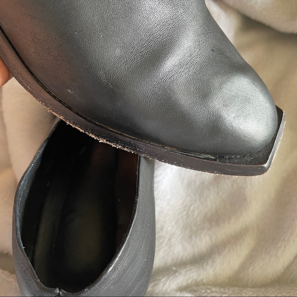Wai & Pai Oak Pump Black Square Toe Block Heel Size 38 - Picture 7 of 8
